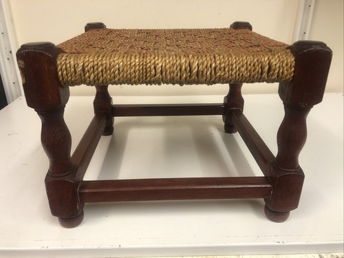 Quadratischer fußhocker - quadratischer,